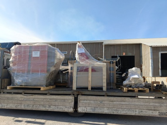 Shipment to Vladivostok: a FACI 215 Ottima and a 17 m³ DI STRADA hopper